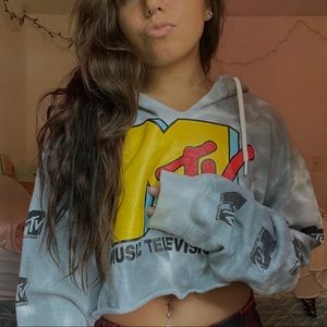 MTV cropped hoodie